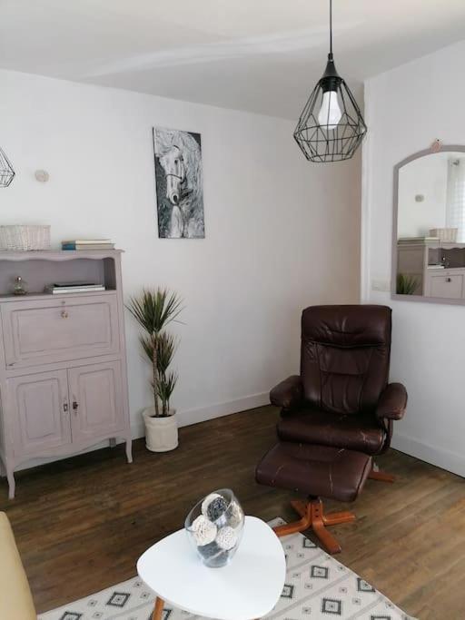 Appartement Chaleureux Avec Parking Gratuit Sarlat-la-Canéda Exteriör bild